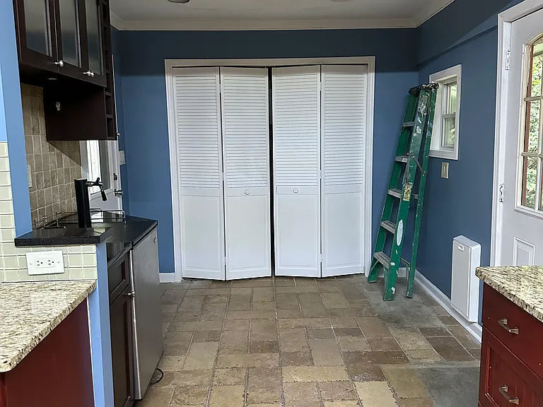 2723 Hollywood Dr — Photo 5