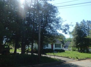 71 Howard Ave, Tinton Falls, NJ 07724