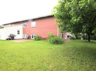 376 Tremblay Rd #1, Ottawa, ON K1G0B5