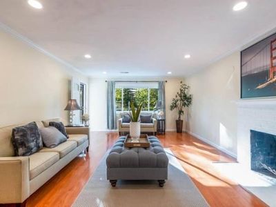 1144 Laurel Ave, East Palo Alto, CA, 94303