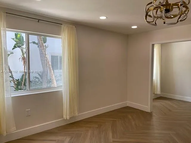 731 6th St #104-E — Photo 2