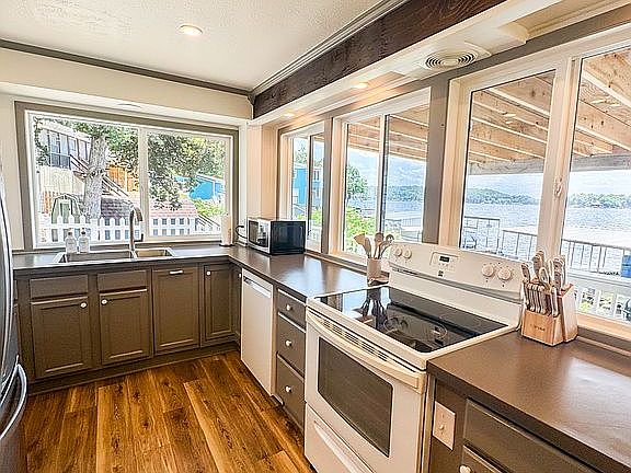 5th image of 35 Knox Rd