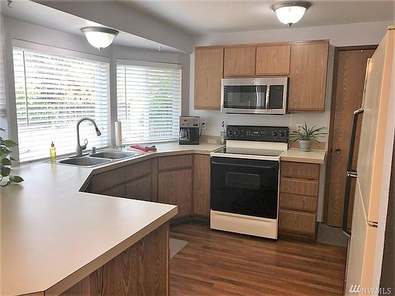 4th image of 15109 115th Avenue Ct E