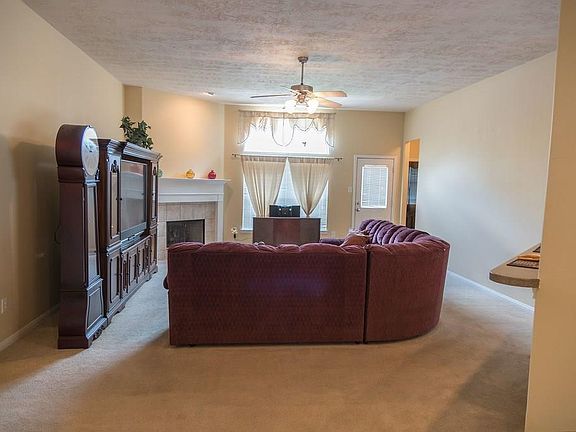 5th image of 16931 Terrace Park Dr