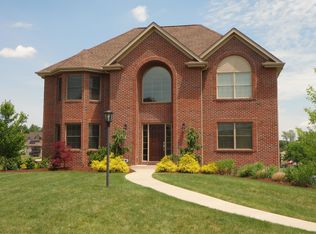 2020 Laurel Ridge Dr, Jefferson Hills, PA 15025