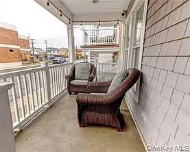 98 Maryland Ave — Photo 3