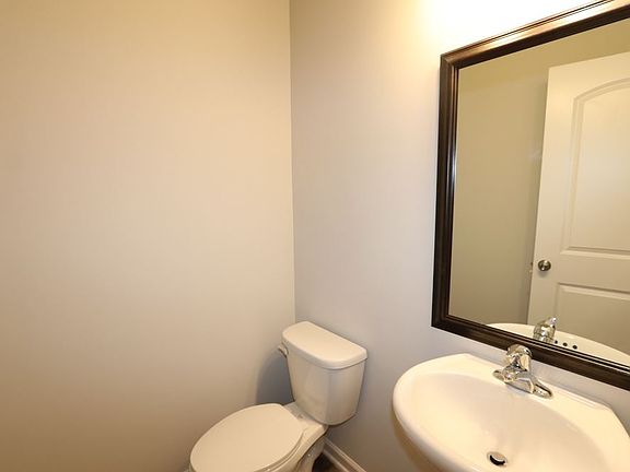 5th image of 9413 Ainslie Downs St