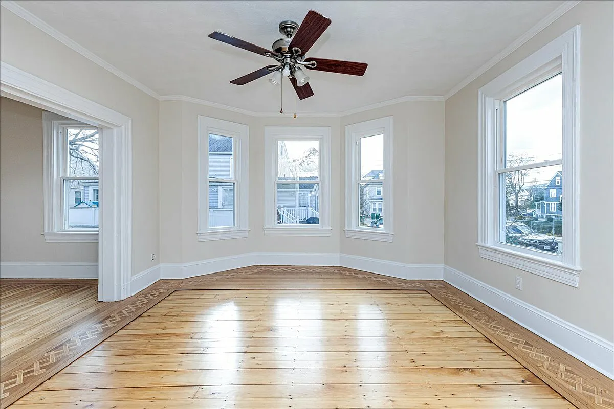 7 Lapham St, Medford, MA — Photo 3