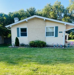 564 E Middle St, South Elgin, IL, 60177