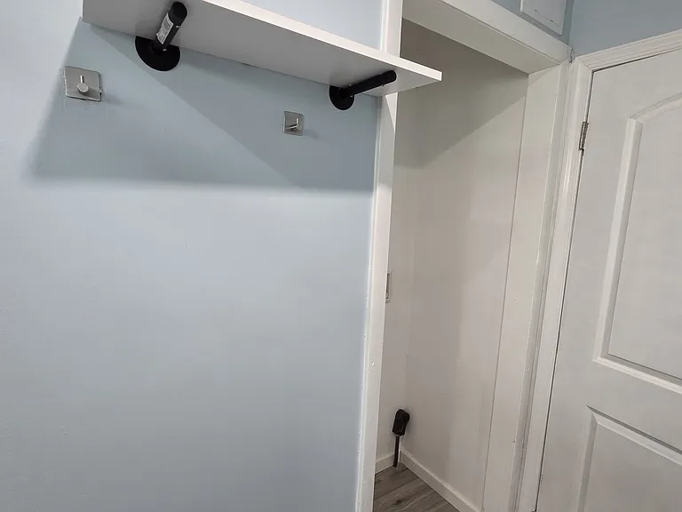534 North Cir — Photo 14