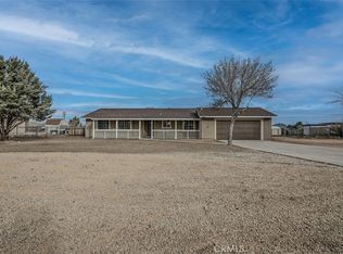 14740 Flathead Rd, Apple Valley, CA 92307