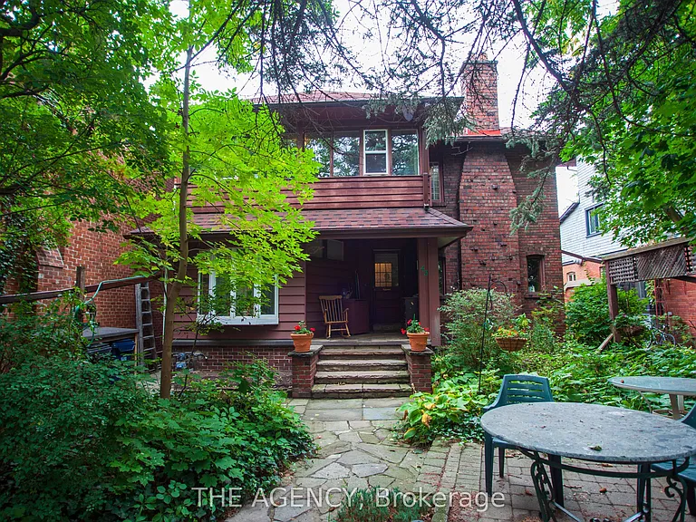 43 Indian Road Cres #2F — Photo 1