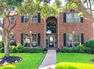 13030 Brynwood Ln, Sugar Land, TX 77498