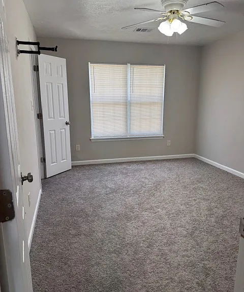 4611 Marthas Way — Photo 7