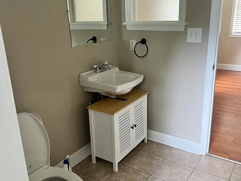 411 Carol St — Photo 13