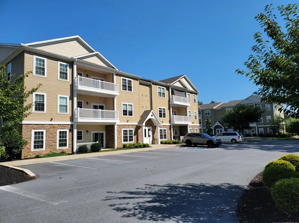 18 Pequea Manor Dr, Gordonville, PA