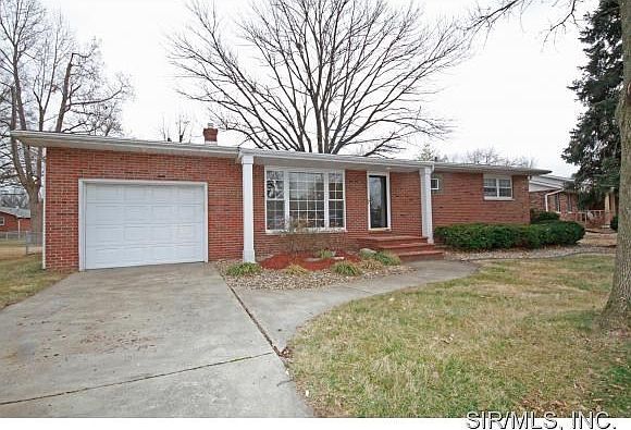 326 CRESTVIEW DRIVE