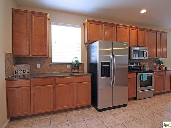 4th image of 2504 White Moon Dr