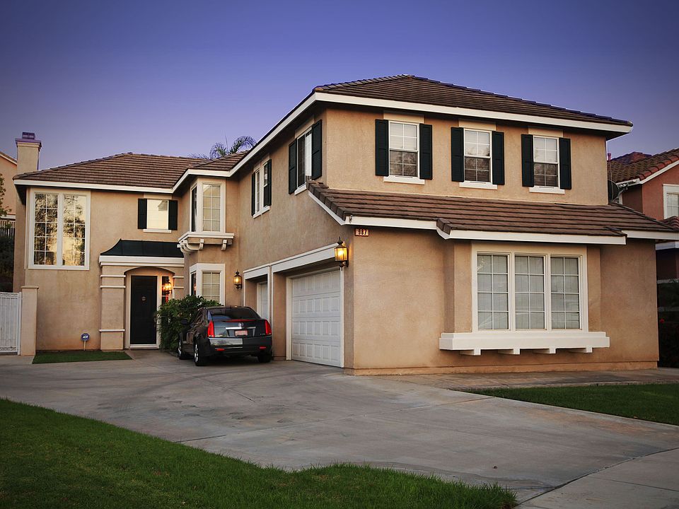 1st image of 987 N Temescal Cir