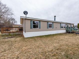 10723 252nd Ct, Trevor, WI 53179
