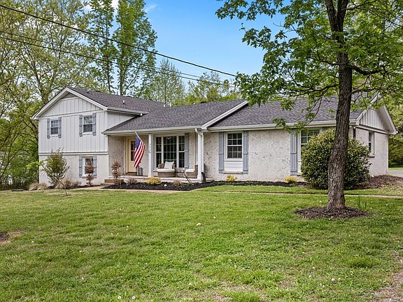 2nd image of 323 Kimberly Ct
