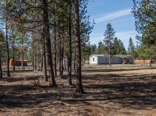 8859 Split Rail Rd, La Pine, OR 97739
