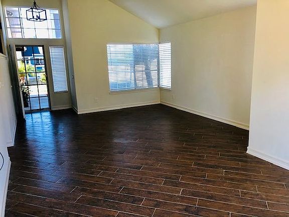 3rd image of 1817 Ponderosa Cir