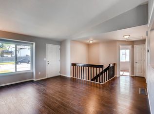 9805 W Wagon Trail Dr, Denver, CO 80123
