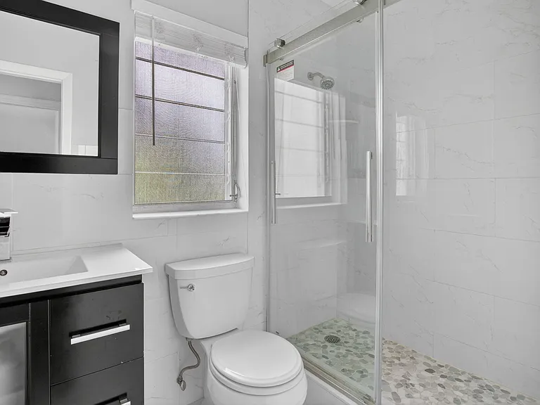 426 NE 7th Ave #2B — Photo 24