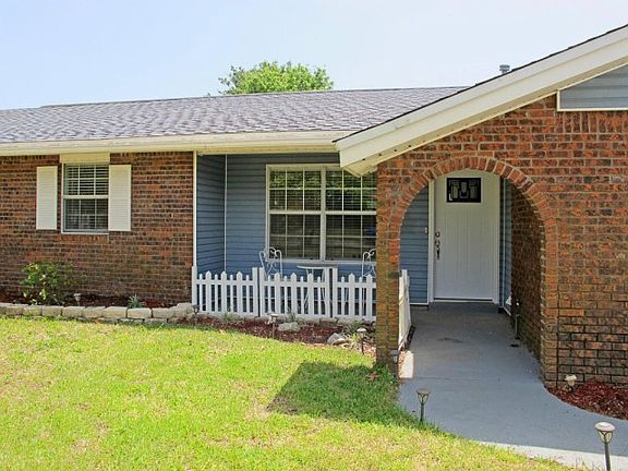 5th image of 31 Lakeview Dr