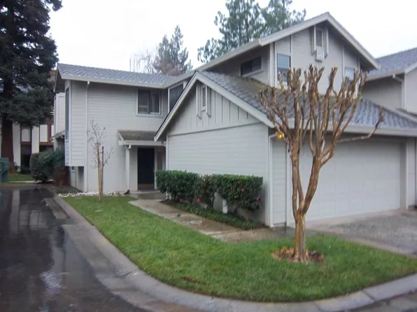 2166 University Park Dr, Sacramento, CA 95825