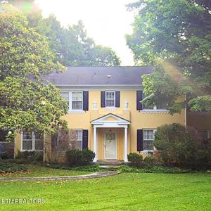 720 Scenic Dr, Knoxville, TN, 37919