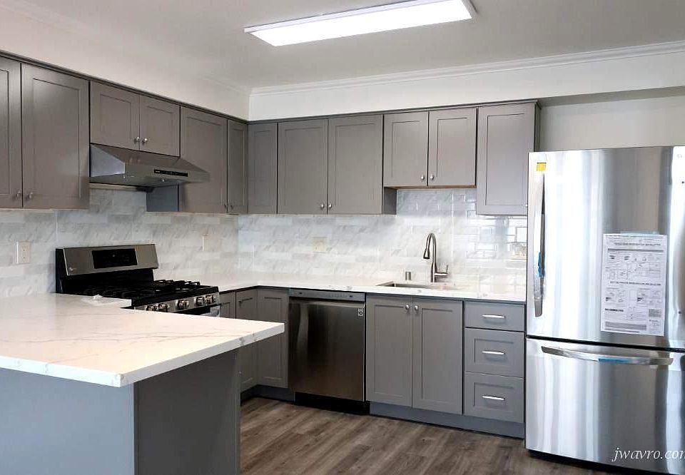 1st image of 590 25th Ave #1