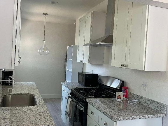 3rd image of 414 E Arcade St