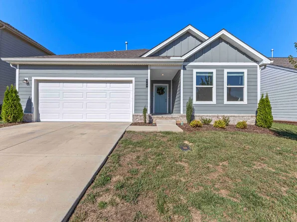 649 Cedar Brook Dr, White House, TN 37188