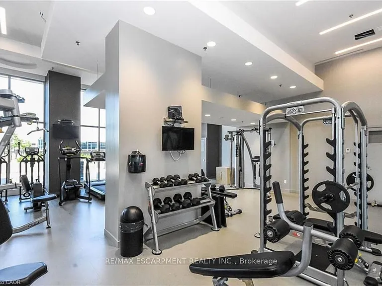 2087 Fairview St #2101 — Photo 24