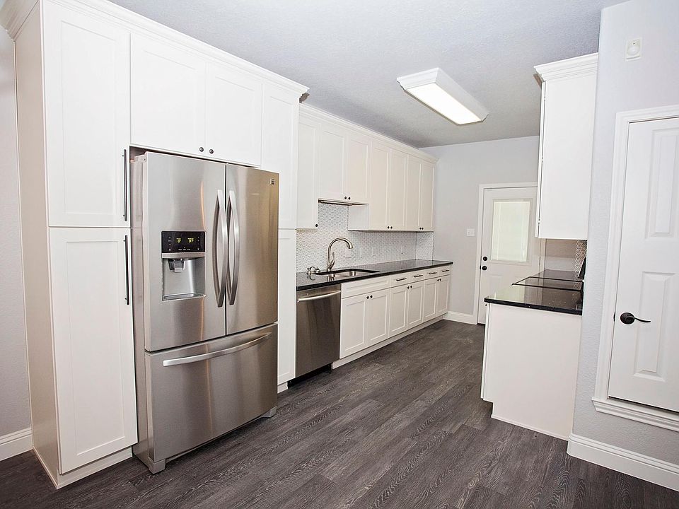 1st image of 1303 James Ave #A & B