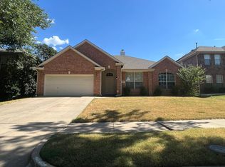 2837 Rochester Ct, Grand Prairie, TX 75052