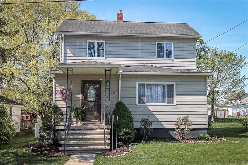 1st image of 19 Cedar St