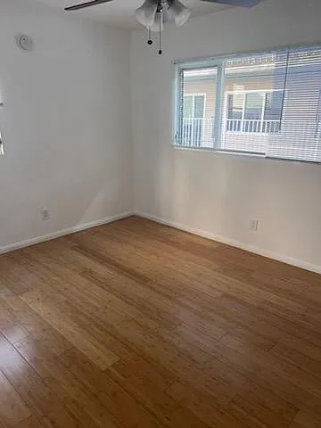 5439 Russell Ave #6 — Photo 8