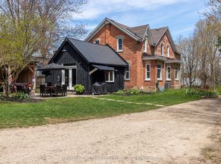 16 Peter St, Grey Highlands, ON N0C1E0