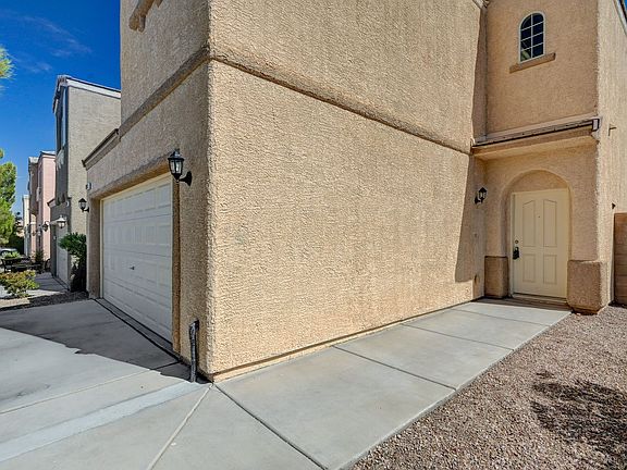 4th image of 9343 Winebrook Ave