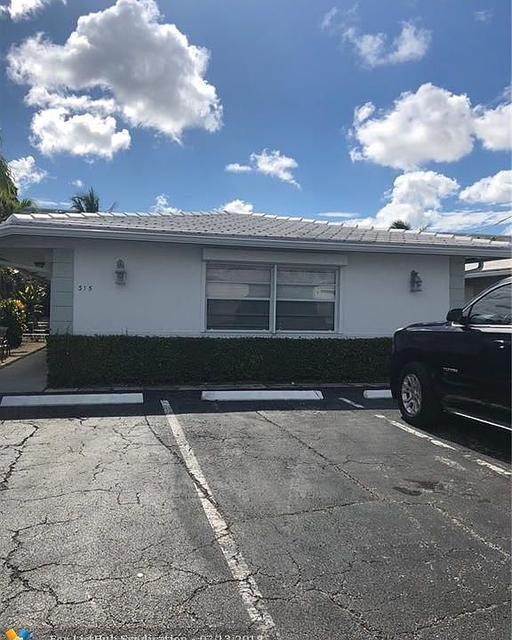1st image of 315 SE 12th Ave #1