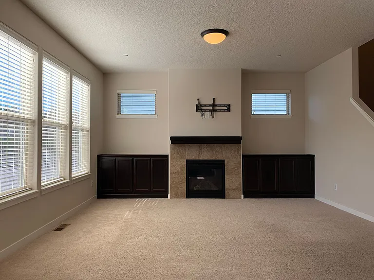 4223 NE Tacoma Ct — Photo 8