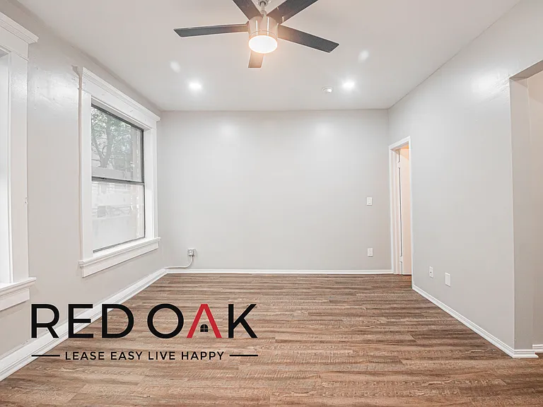 692 Valencia St #303 — Photo 5