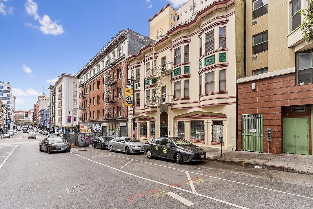 OSM Trade Street — Photo 3