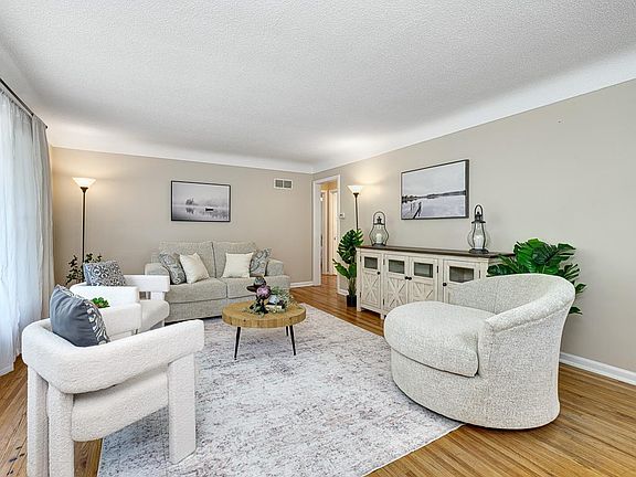 4th image of 7329 3rd Ave S