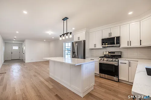 330 Pleasantview Ave #1 Photo 1