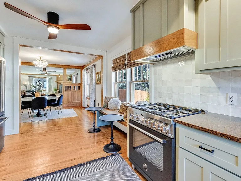 303 E Olive St #1 — Photo 14