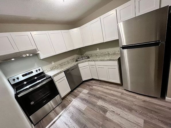 1274 E Main St APT C16